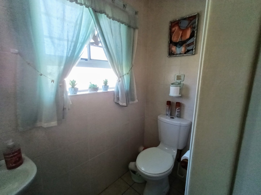 3 Bedroom Property for Sale in Gonubie Eastern Cape